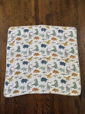 Little Unicorn Original Cotton Muslin Quilt - Dino Friends